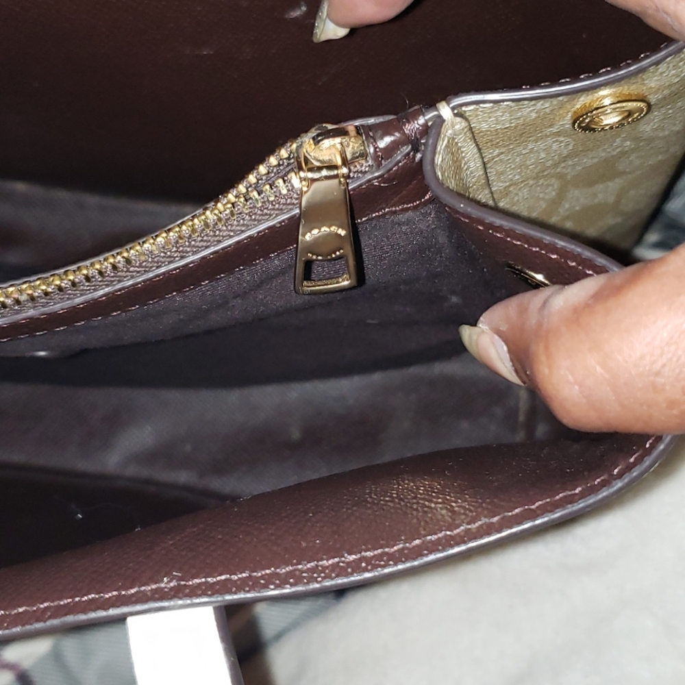 Authentic Coach(SOLD) - Picture 13 of 16